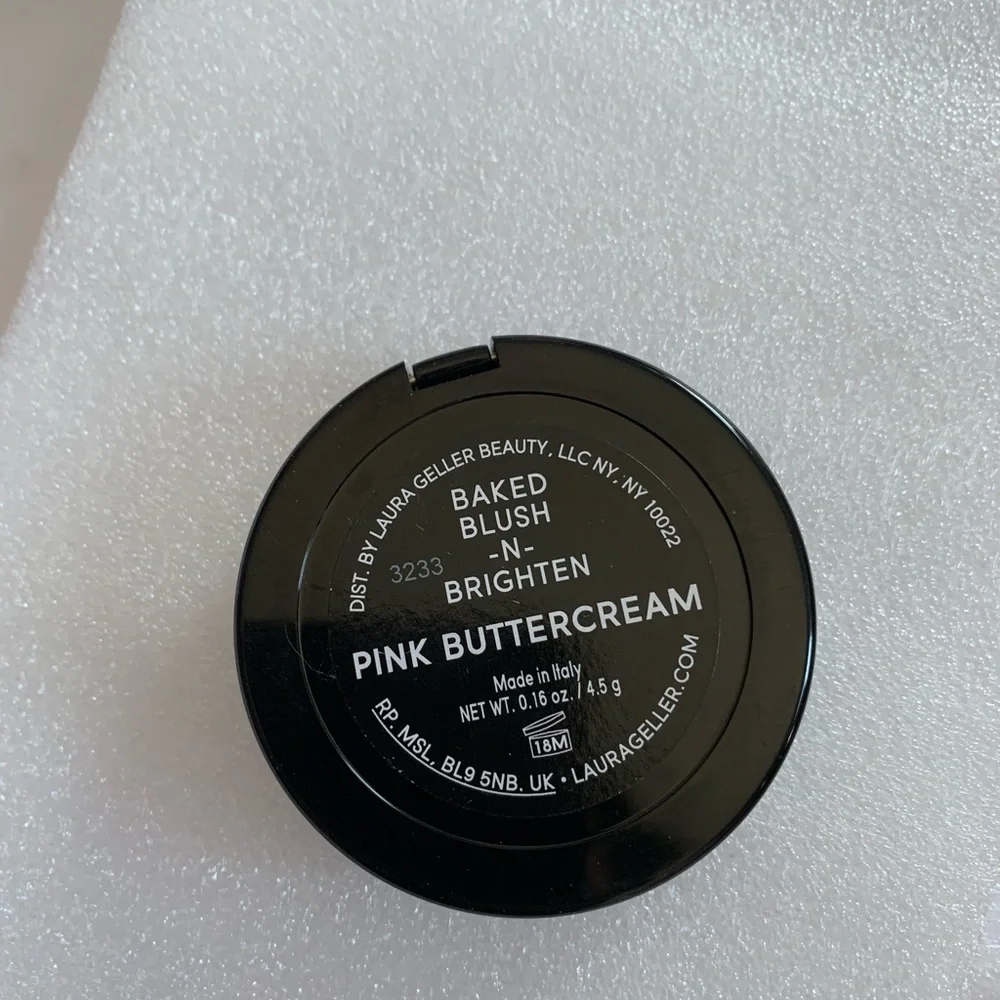 Laura Geller Baked Blush -N- Brighten Pink Buttercream (Made in Italy .